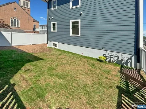 30-32 Centre Street Nutley NJ 07110