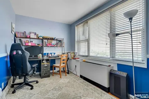 2000 Linwood Avenue Fort Lee NJ 07024