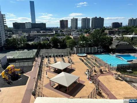 2000 Linwood Avenue Fort Lee NJ 07024