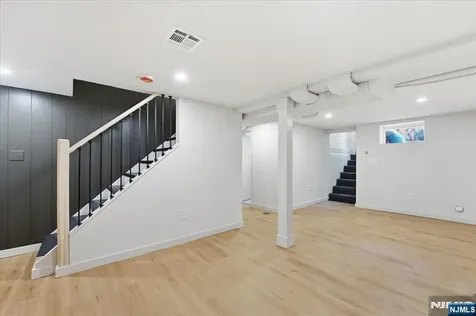 180 Sheridan Avenue Clifton NJ 07011