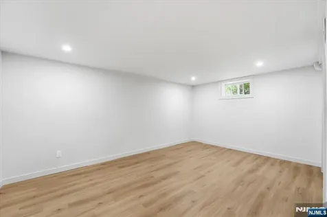 180 Sheridan Avenue Clifton NJ 07011