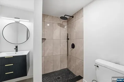 180 Sheridan Avenue Clifton NJ 07011