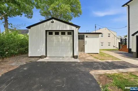 180 Sheridan Avenue Clifton NJ 07011