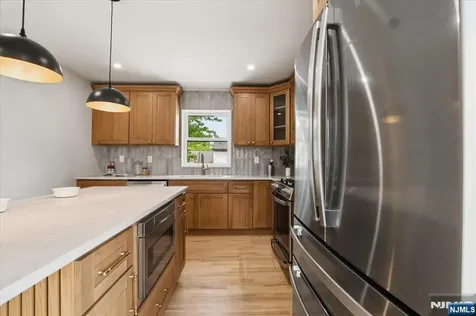 180 Sheridan Avenue Clifton NJ 07011
