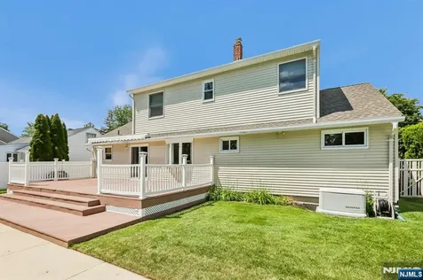 320 Jordan Road New Milford NJ 07646