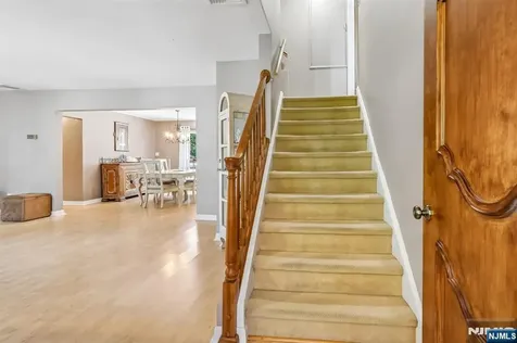 320 Jordan Road New Milford NJ 07646