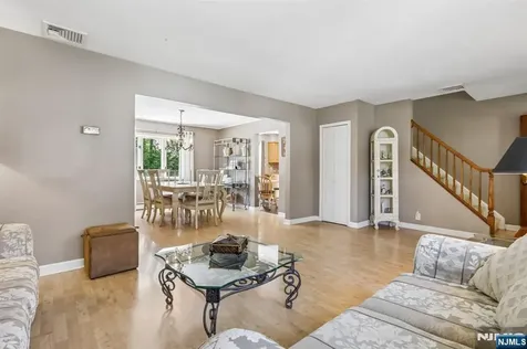 320 Jordan Road New Milford NJ 07646