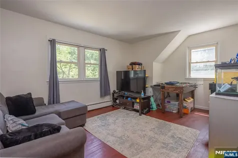 39 Broadway West Milford NJ 07480