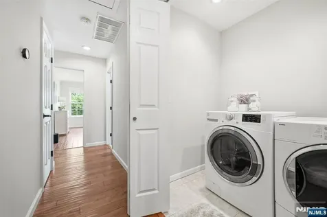 281 Riverwalk Way Clifton NJ 07014