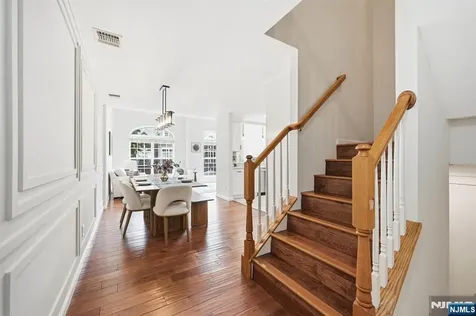 281 Riverwalk Way Clifton NJ 07014