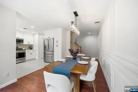 281 Riverwalk Way Clifton NJ 07014