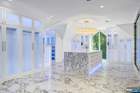 7 Homelands Drive Colts Neck NJ 07722