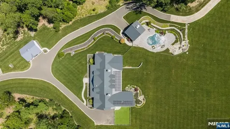 7 Homelands Drive Colts Neck NJ 07722