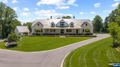 7 Homelands Drive Colts Neck NJ 07722