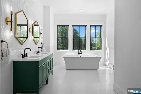 7 Homelands Drive Colts Neck NJ 07722