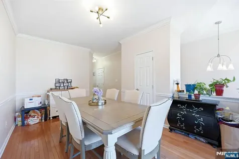 424 Hartford Drive Nutley NJ 07110