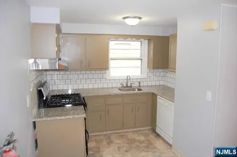 420 Kipp Avenue Hasbrouck Heights NJ 07604