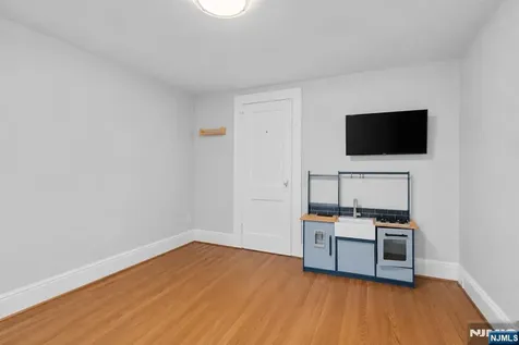 62 Vreeland Avenue Clifton NJ 07011