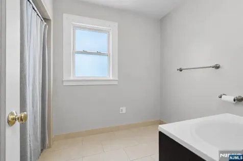 62 Vreeland Avenue Clifton NJ 07011