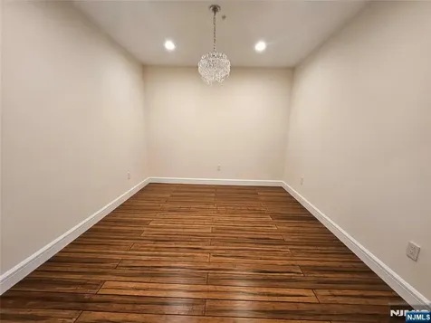 125 W Central Boulevard Palisades Park NJ 07650