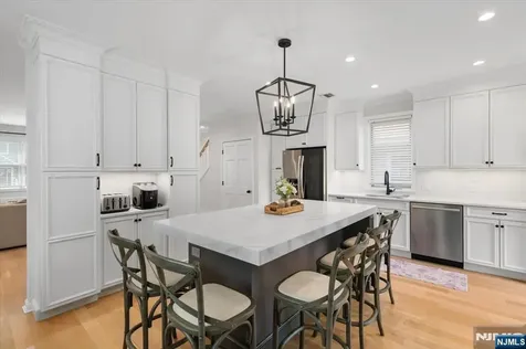 242 Washington Avenue Rutherford NJ 07070