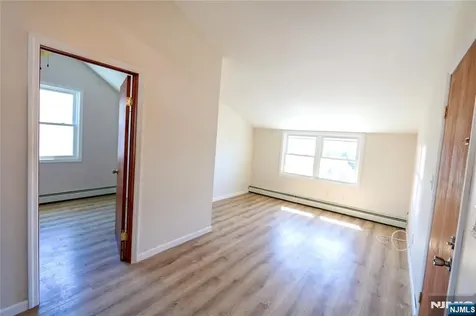49 Jordan Avenue Wallington NJ 07057