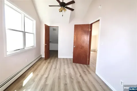 49 Jordan Avenue Wallington NJ 07057