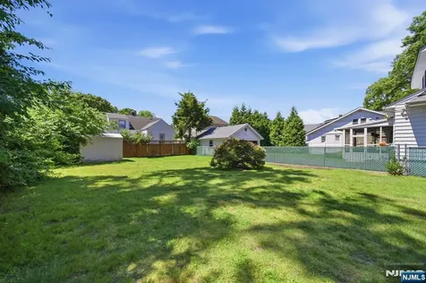 374 Diamond Bridge Avenue Hawthorne NJ 07506