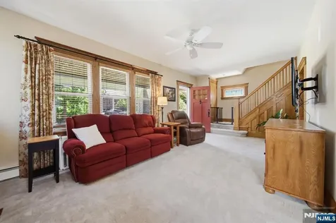 374 Diamond Bridge Avenue Hawthorne NJ 07506