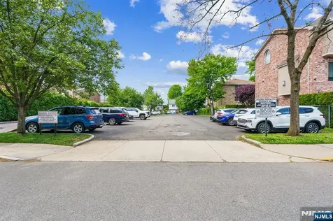 2345 Linwood Avenue Fort Lee NJ 07024