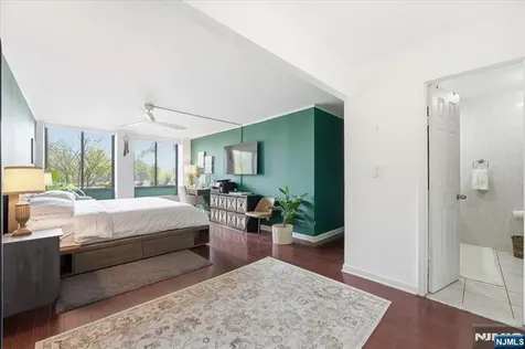300 Winston Drive Cliffside Park NJ 07010