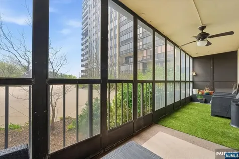300 Winston Drive Cliffside Park NJ 07010