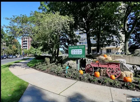4 Horizon Road Fort Lee NJ 07024