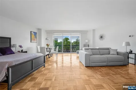 2100 Linwood Avenue Fort Lee NJ 07024