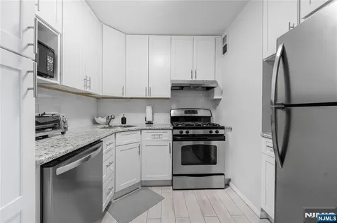 2100 Linwood Avenue Fort Lee NJ 07024