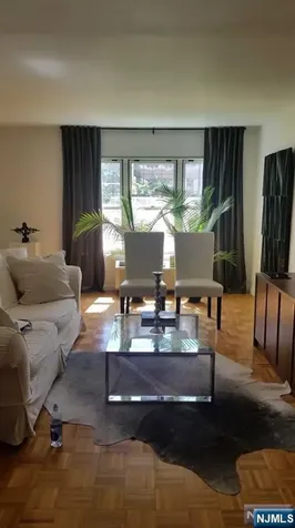 1111 River Road Edgewater NJ 07020