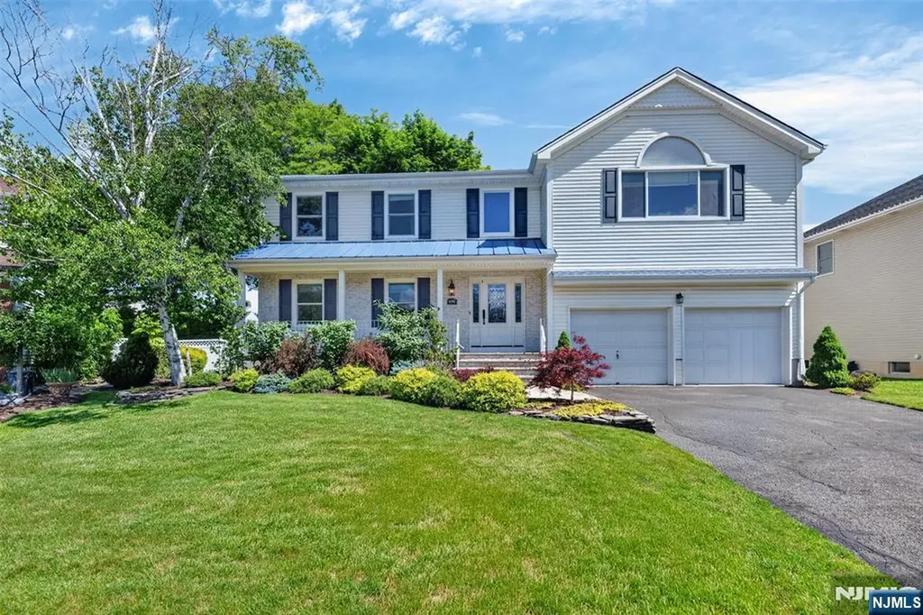 690 William Bliss Drive New Milford NJ 07646