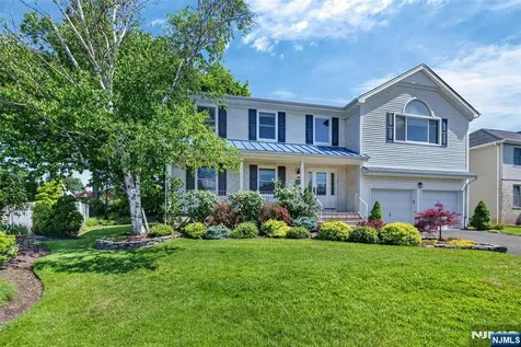 690 William Bliss Drive New Milford NJ 07646