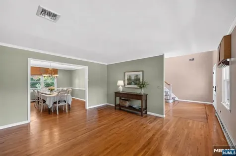 690 William Bliss Drive New Milford NJ 07646