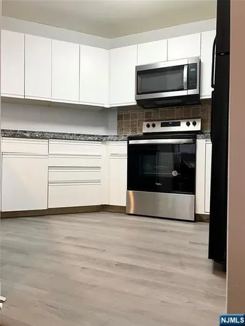 1484 Westgate Drive Fort Lee NJ 07024