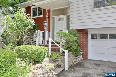 65 Haven Avenue Bergenfield NJ 07621