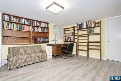 65 Haven Avenue Bergenfield NJ 07621