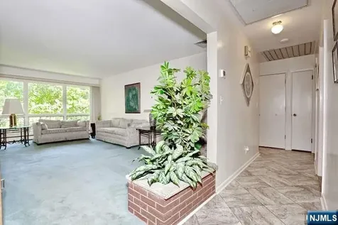 65 Haven Avenue Bergenfield NJ 07621