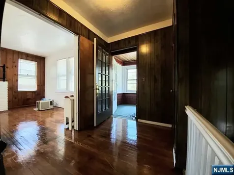 557 Grand Avenue Leonia NJ 07605