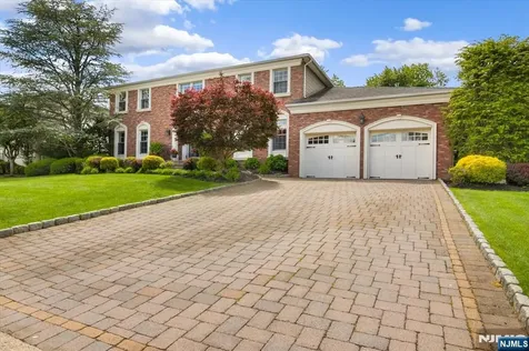12 Longell Drive Wayne NJ 07470