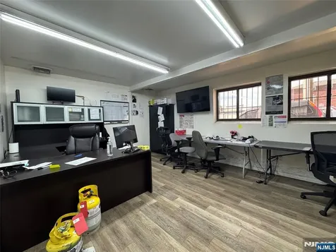 194 Daniel Street Hackensack NJ 07601