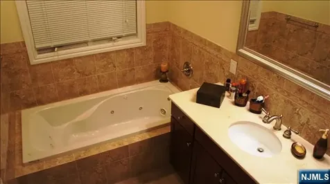 376 Aurora Avenue Cliffside Park NJ 07010