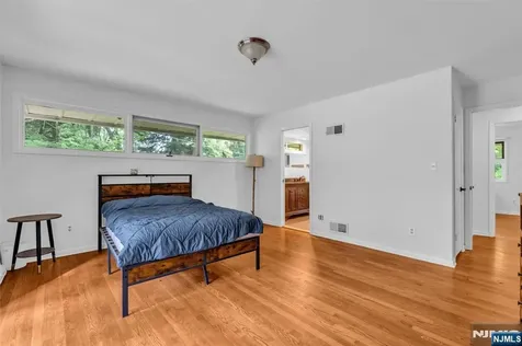 20 Conkling Road Roxbury Township NJ 07836
