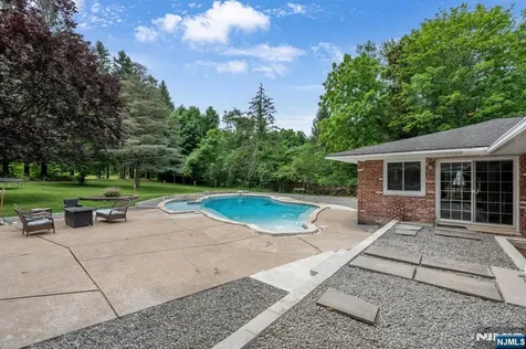 20 Conkling Road Roxbury Township NJ 07836