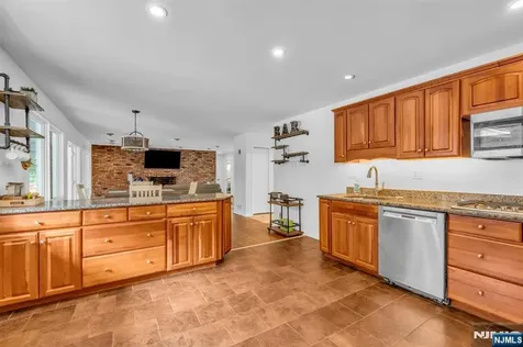 20 Conkling Road Roxbury Township NJ 07836